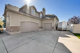 686 Wellington Dr, Kaysville, UT 84037 - Photo 5