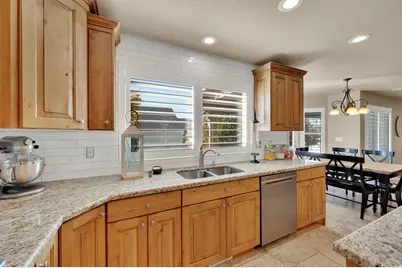 686 Wellington Dr, Kaysville, UT 84037 - Photo 19