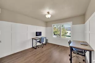 686 Wellington Dr, Kaysville, UT 84037 - Photo 11