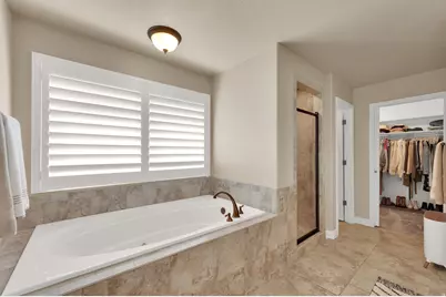 686 Wellington Dr, Kaysville, UT 84037 - Photo 29