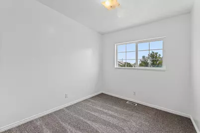 8807 S Foxtail Way, West Jordan, UT 84088 - Photo 17