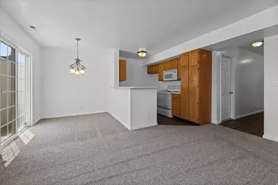 8807 S Foxtail Way, West Jordan, UT 84088 - Photo 3