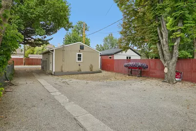 2293 S 700 E, Salt Lake City, UT 84106 - Photo 31
