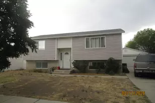 5505 S Obsidian Way W, Kearns, UT 84118 - Photo 1