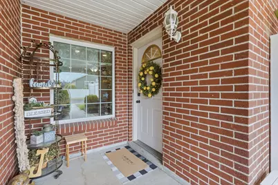 130 W Pheasantbrook Dr, Centerville, UT 84014 - Photo 1