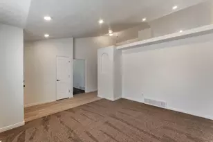 201 W 1160 N, Tooele, UT 84074 - Photo 7