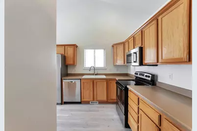 201 W 1160 N #4, Tooele, UT 84074 - Photo 13