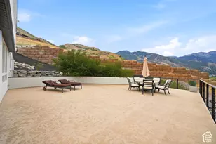 2558 S Scenic Dr E, Salt Lake City, UT 84109 - Photo 61