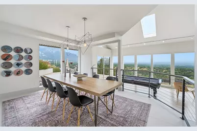 2558 S Scenic Dr E, Salt Lake City, UT 84109 - Photo 27