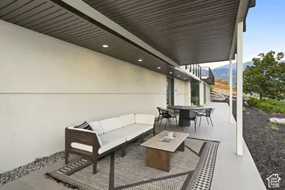 2558 S Scenic Dr E, Salt Lake City, UT 84109 - Photo 65