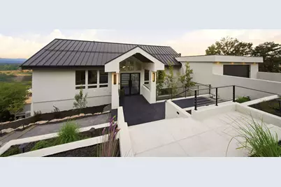 2558 S Scenic Dr E, Salt Lake City, UT 84109 - Photo 1