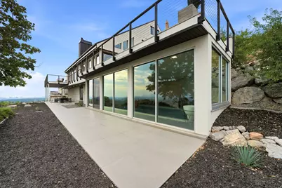 2558 S Scenic Dr E, Salt Lake City, UT 84109 - Photo 71
