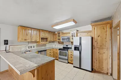 1531 W Olive St, Taylorsville, UT 84123 - Photo 11