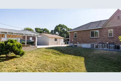 1895 E 3900 S, Salt Lake City, UT 84124 - Photo 35