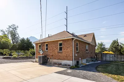 1895 E 3900 S, Salt Lake City, UT 84124 - Photo 33