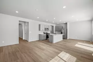 862 E Eden St, Eagle Mountain, UT 84005 - Photo 9