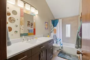 280 E 2050 S, Bountiful, UT 84010 - Photo 23
