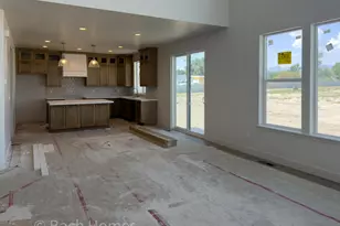 1341 W Jordan Height Ln S, West Jordan, UT 84088 - Photo 29