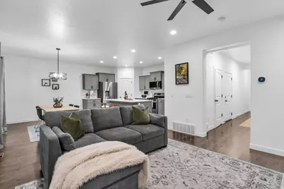 509 S Pegasus Way, Saratoga Springs, UT 84045 - Photo 5