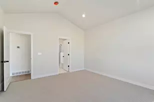 6963 W Sydney Peak Ln S, West Jordan, UT 84081 - Photo 13
