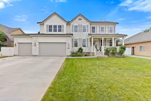 565 Threshing Ct, Kaysville, UT 84037 - Photo 1