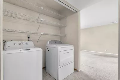 7721 S Briarsprings Dr, Midvale, UT 84047 - Photo 19