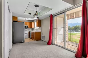 7721 S Briarsprings Dr, Midvale, UT 84047 - Photo 7
