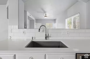 7722 S New Snowbell Ln, West Jordan, UT 84081 - Photo 9