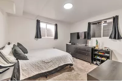 6816 S Normandy Cir, Midvale, UT 84047 - Photo 17