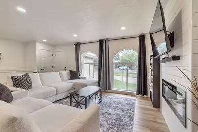 6816 S Normandy Cir, Midvale, UT 84047 - Photo 5