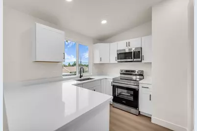 3482 W 5735 S, Taylorsville, UT 84129 - Photo 7