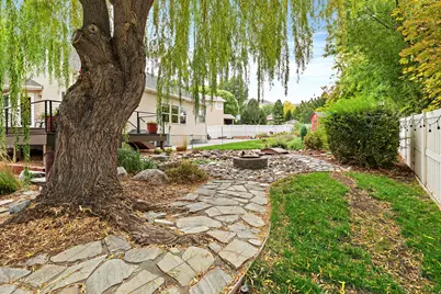5446 W Moss Rose Ct S, Herriman, UT 84096 - Photo 35