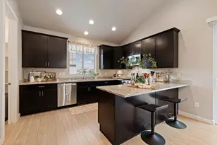 4069 W Penstemon Wy, Lehi, UT 84048 - Photo 9