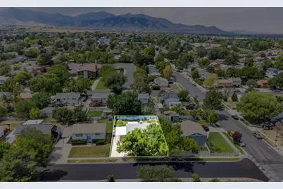 4428 S Red Cherry Cir, West Valley, UT 84120 - Photo 25