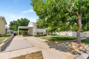 4428 S Red Cherry Cir, West Valley, UT 84120 - Photo 27