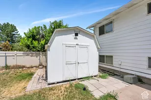 4428 S Red Cherry Cir, West Valley, UT 84120 - Photo 23