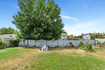 4428 S Red Cherry Cir, West Valley, UT 84120 - Photo 21