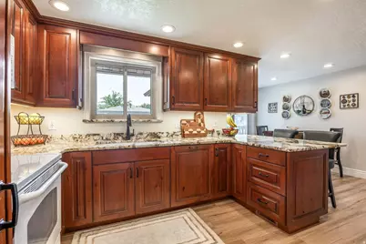 3819 W Owensboro Dr S, West Jordan, UT 84084 - Photo 9
