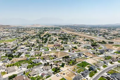 9330 N Horizon Dr, Eagle Mountain, UT 84005 - Photo 13