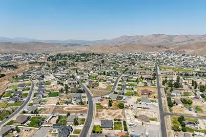 9330 N Horizon Dr, Eagle Mountain, UT 84005 - Photo 7