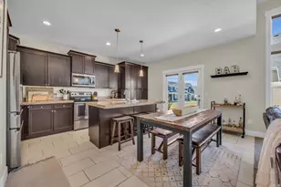 9246 S Rose Cottage Way E, Sandy, UT 84094 - Photo 5