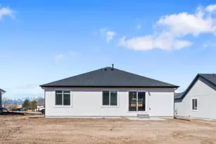 549 W 760 N, Tremonton, UT 84337 - Photo 3
