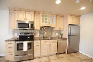1621 N Pages Pl, Bountiful, UT 84010 - Photo 11