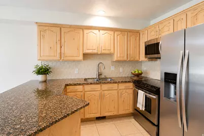1621 N Pages Pl, Bountiful, UT 84010 - Photo 7