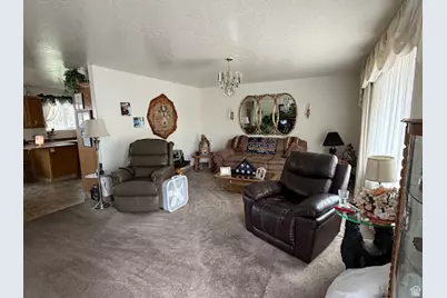 512 S 2500 W, Vernal, UT 84078 - Photo 13