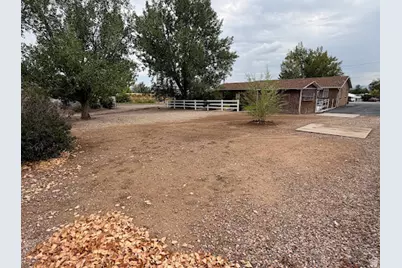 512 S 2500 W, Vernal, UT 84078 - Photo 7
