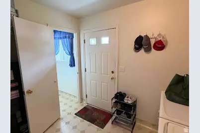 512 S 2500 W, Vernal, UT 84078 - Photo 25