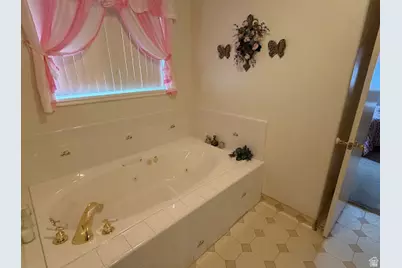 512 S 2500 W, Vernal, UT 84078 - Photo 19