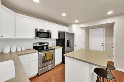 706 W 1045 N, Centerville, UT 84014 - Photo 7