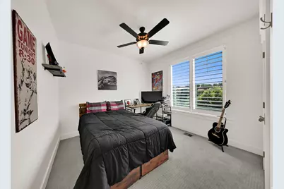 1686 N Emerald Dr, Layton, UT 84040 - Photo 15